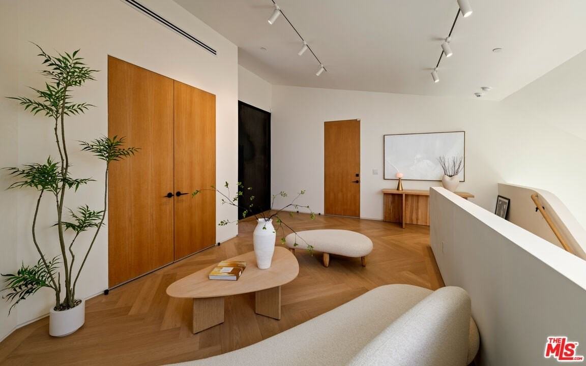 3699 Alta Mesa Dr - Photo 3 of 29