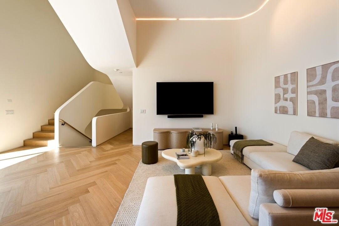 3699 Alta Mesa Dr - Photo 7 of 29