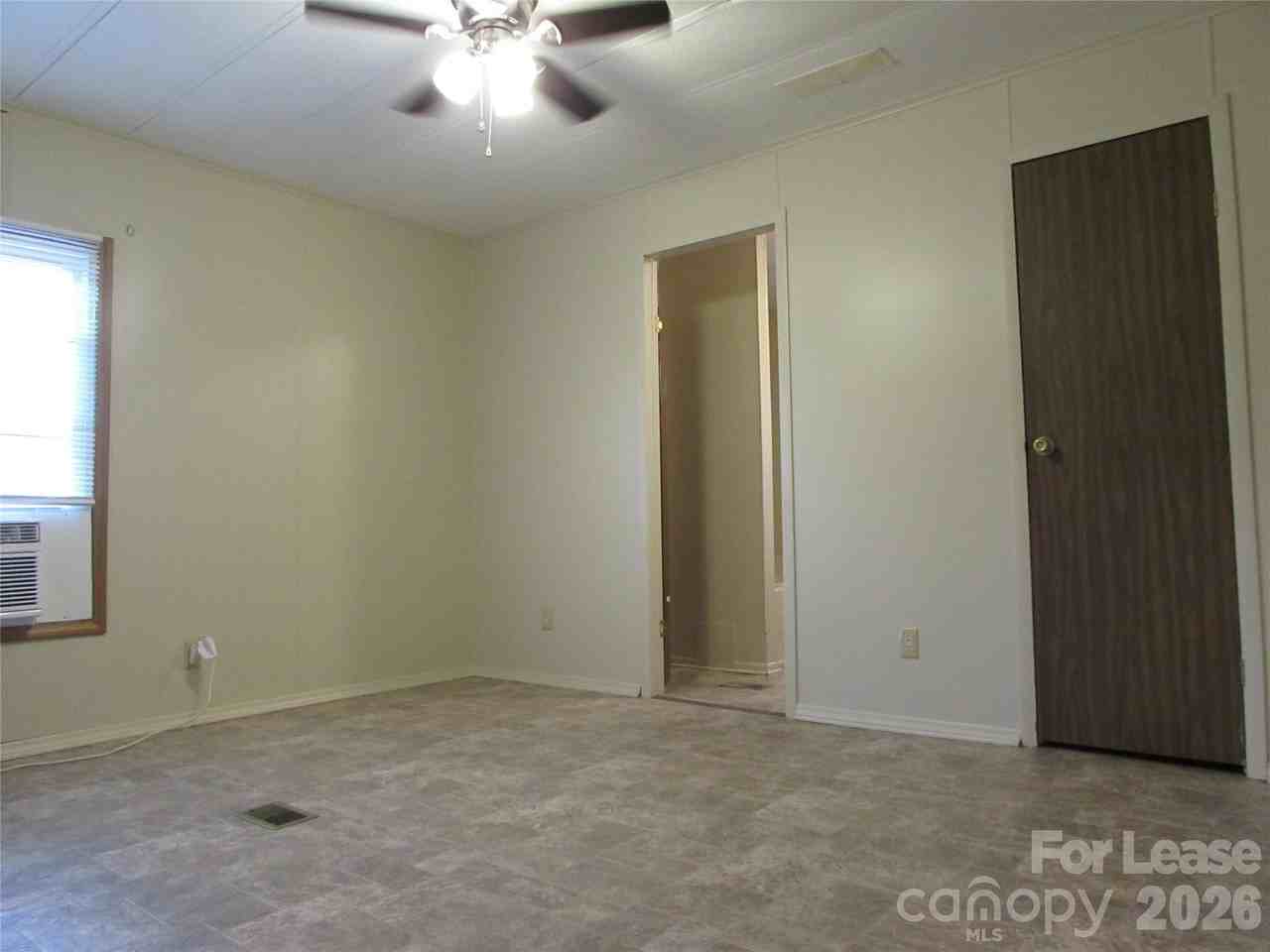 124 Cove View Dr - Photo 7 of 12