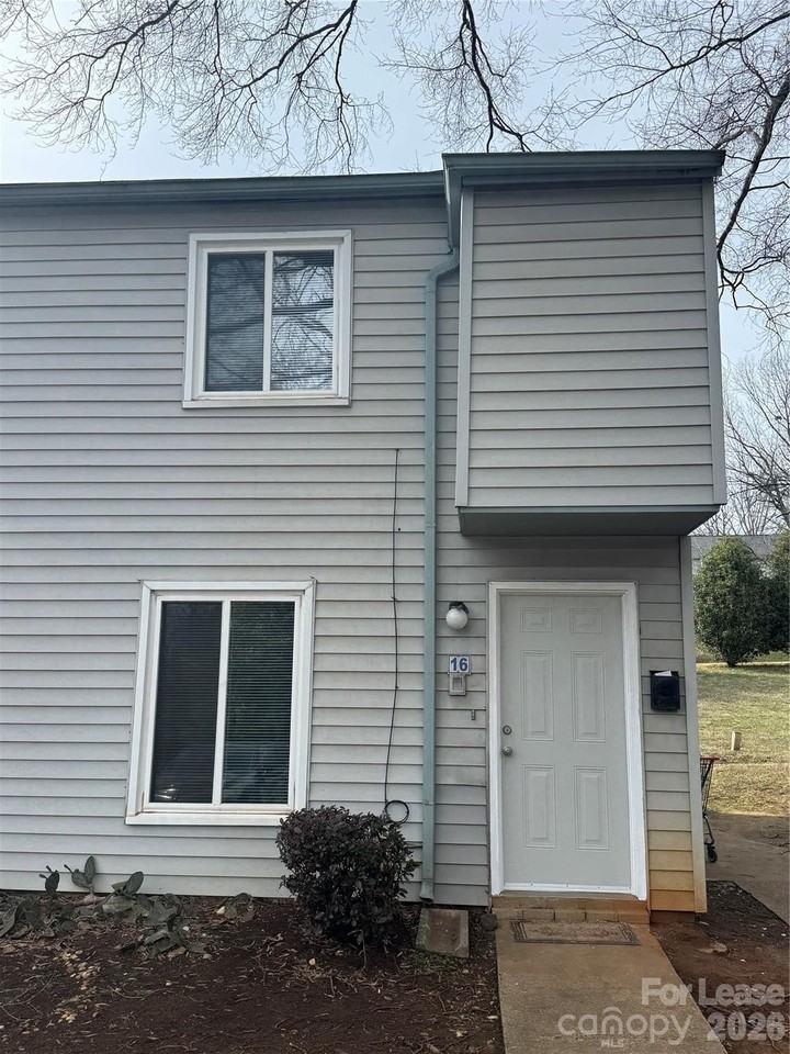 2022 Harvest Ln Unit 16 - Photo 2 of 12