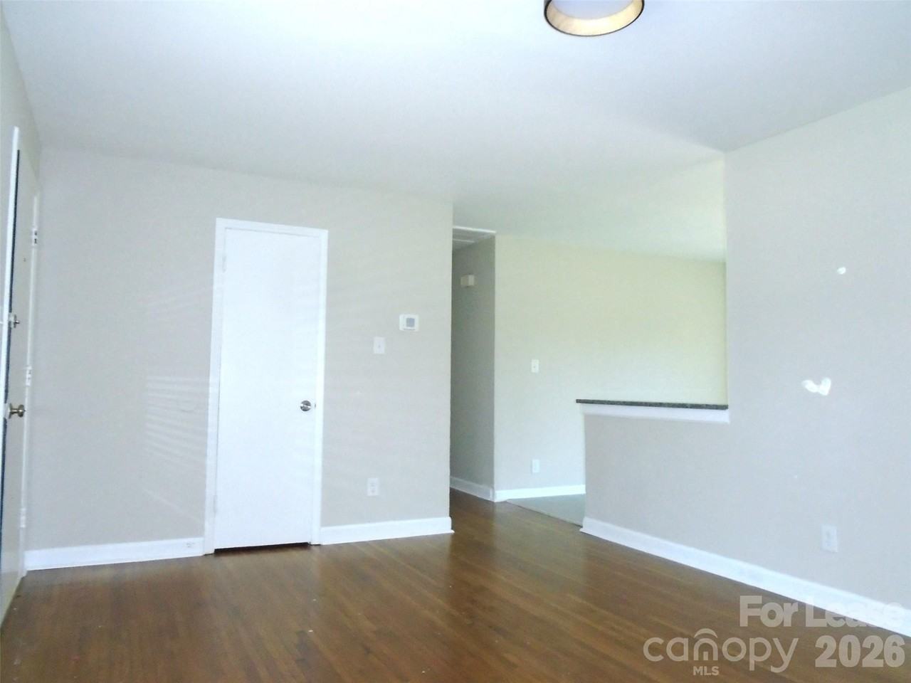 1014 Penrose Ln - Photo 7 of 16