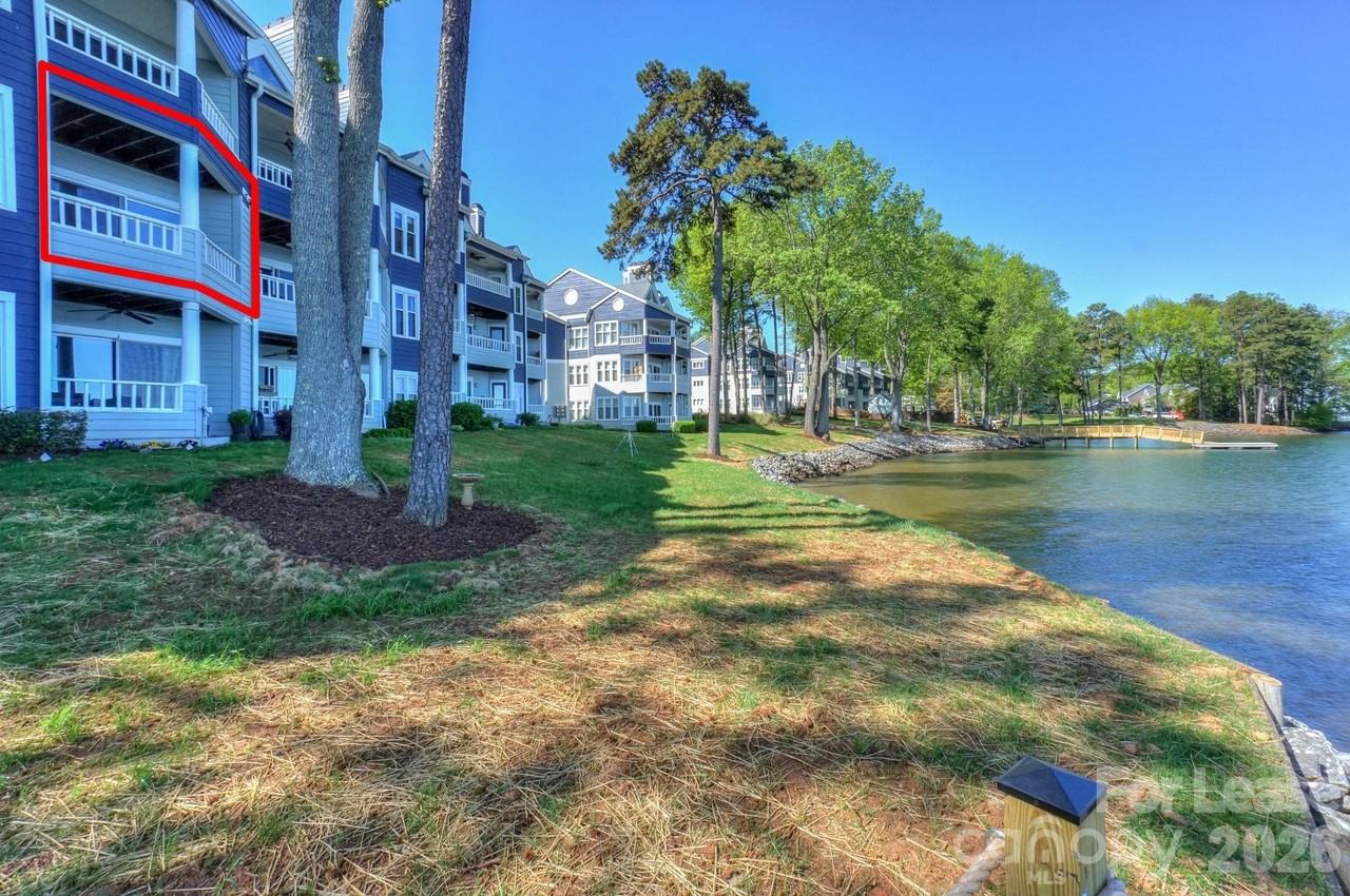 368 Northwest Dr - Photo 3 of 28