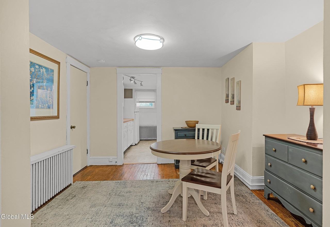 67 Hill St - Photo 7 of 15