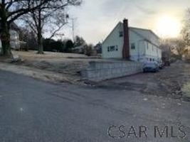 featured image of 704 13th St