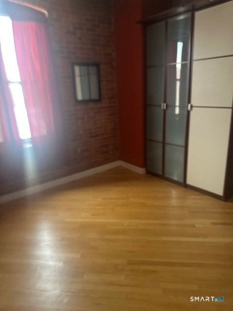 222 Williams St E Apt 326 - Photo 3 of 5