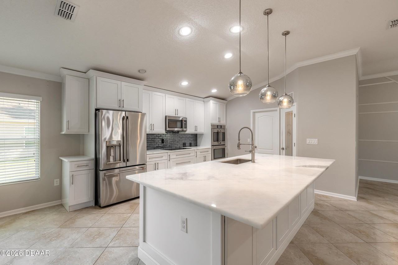 68 Auberry Dr - Photo 6 of 50