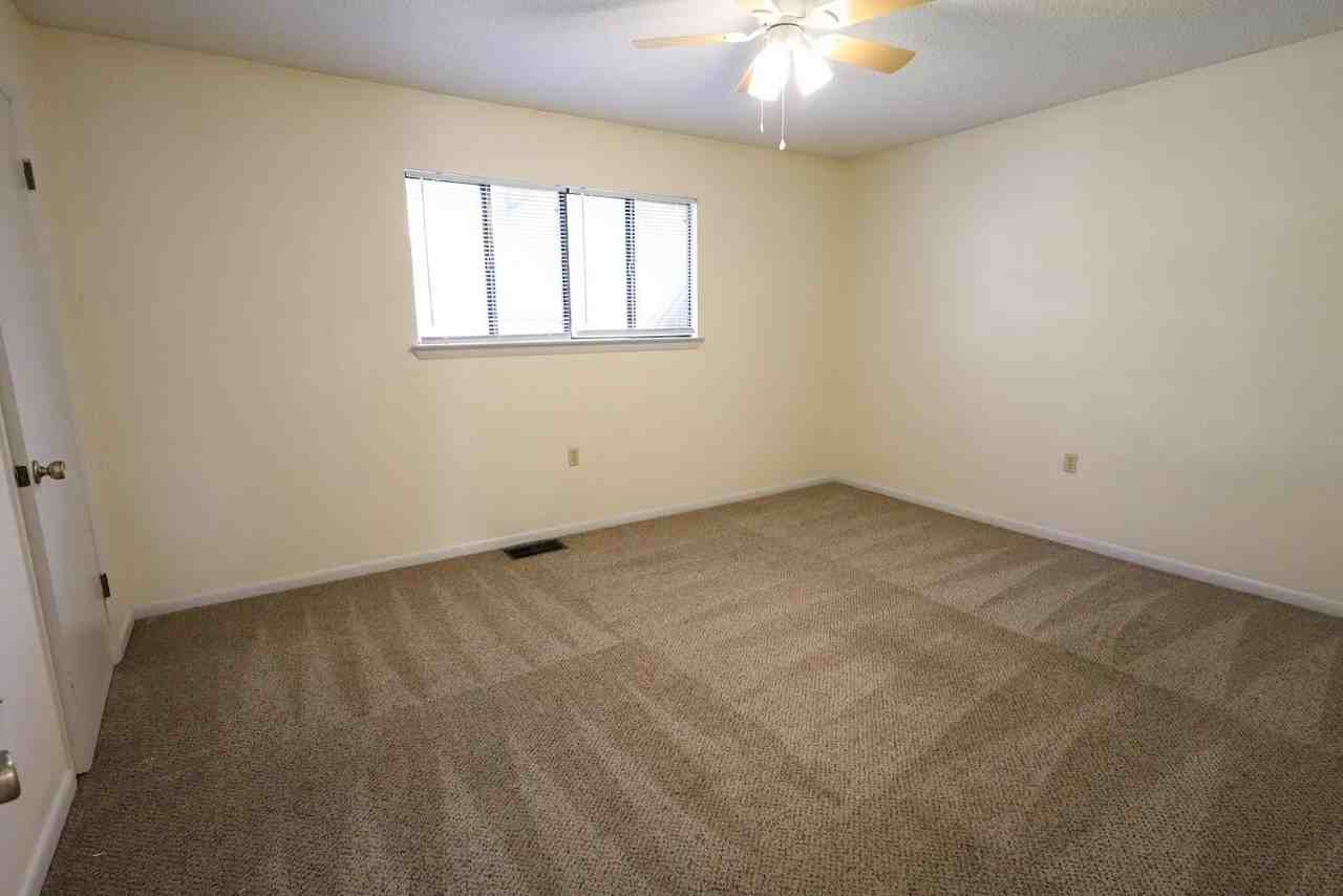 641 Virginia Oak Ct - Photo 7 of 13