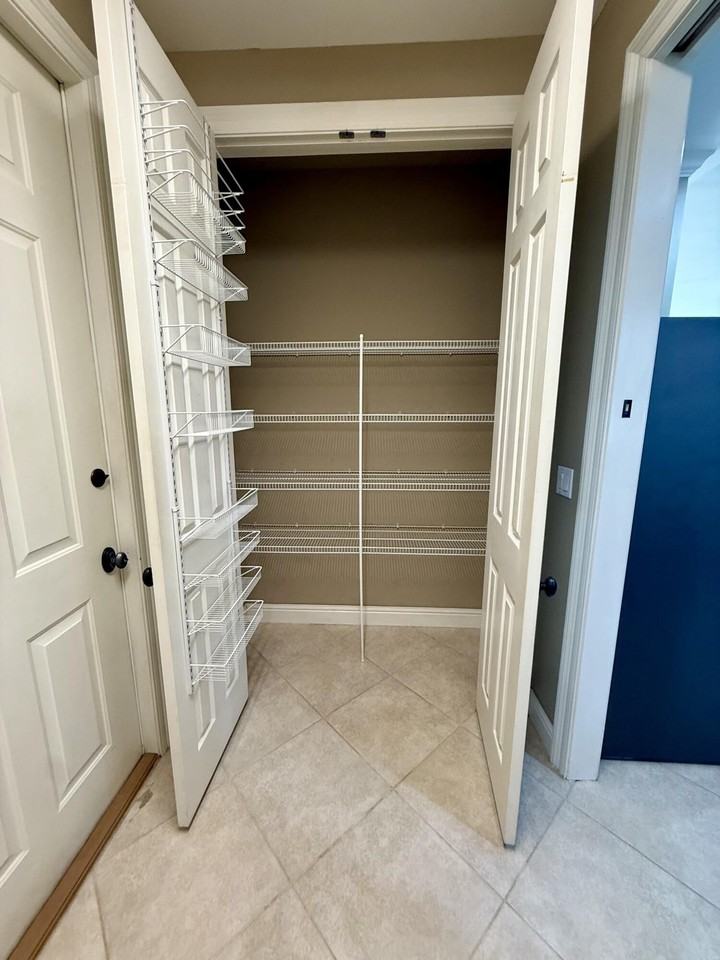 70 Jakes Way - Photo 4 of 9