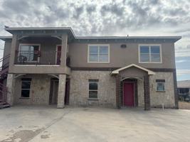 featured image of 3026 Laura St