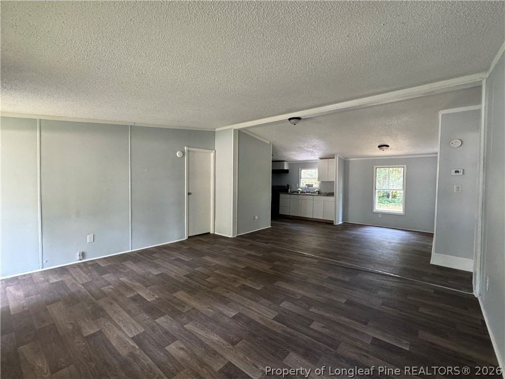 511 Inverary Dr - Photo 7 of 32