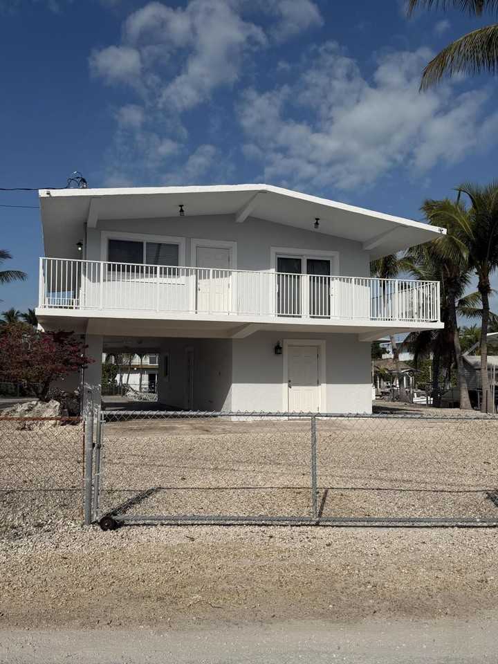 203 Bessie Rd - Photo 2 of 4