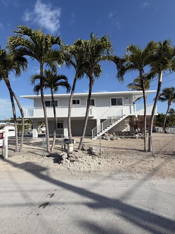 203 Bessie Rd - Photo 4 of 4