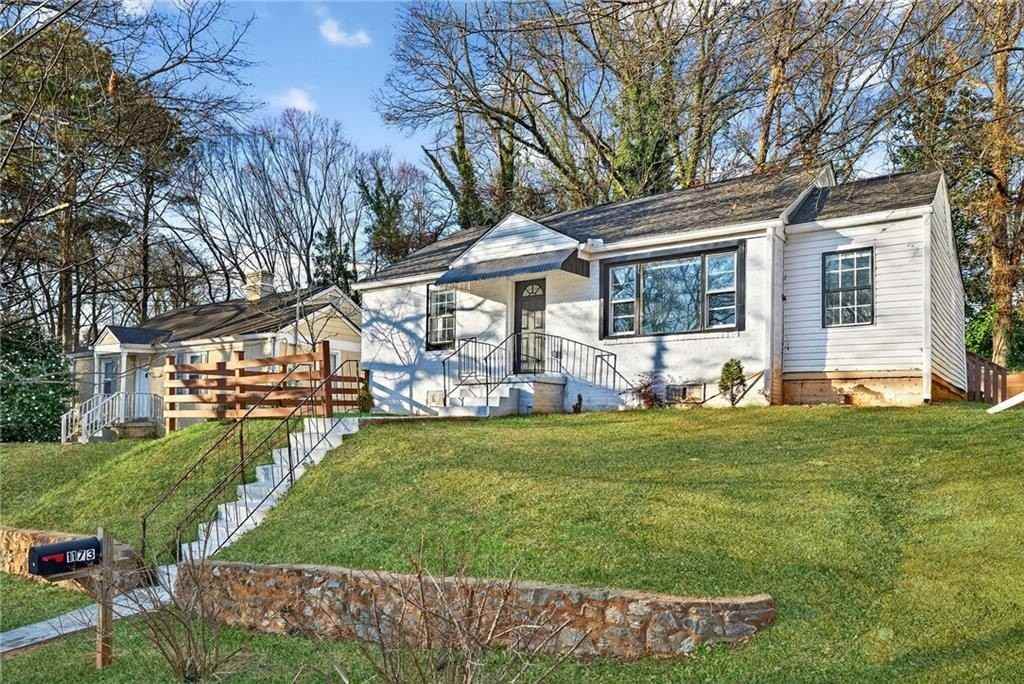 1173 Fenwood St Sw - Photo 3 of 28