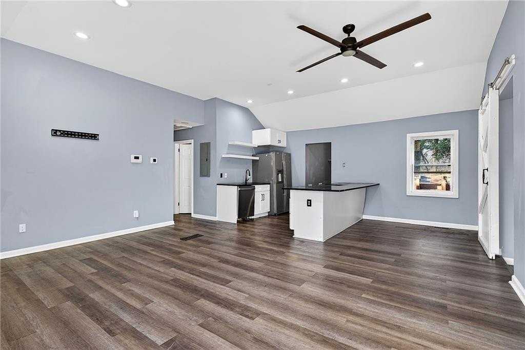 1173 Fenwood St Sw - Photo 7 of 28