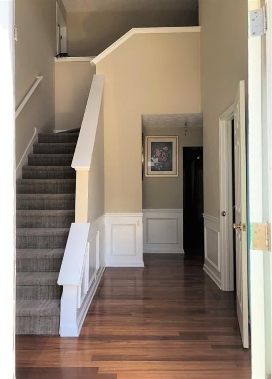 1351 Pinebreeze Ct - Photo 2 of 35