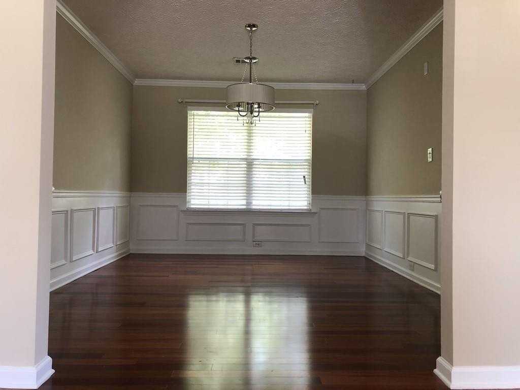 1351 Pinebreeze Ct - Photo 5 of 35