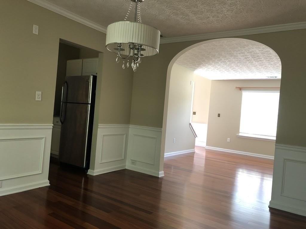 1351 Pinebreeze Ct - Photo 6 of 35