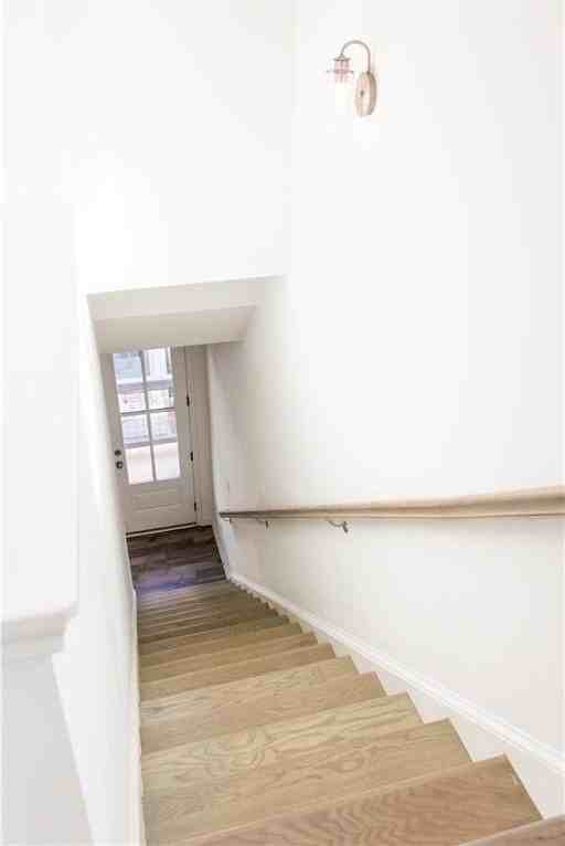 728 Perch Pl - Photo 2 of 19