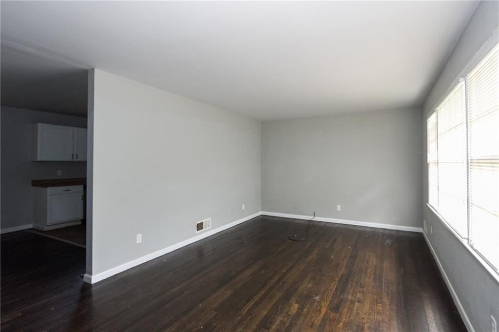 2974 Mcglynn Ct - Photo 2 of 26