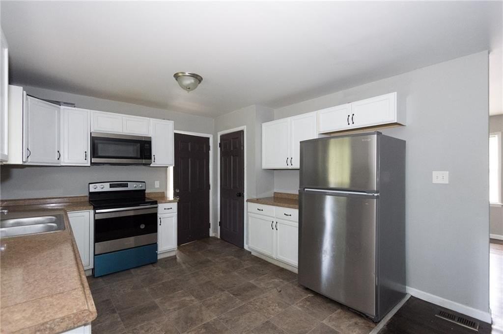 2974 Mcglynn Ct - Photo 5 of 26