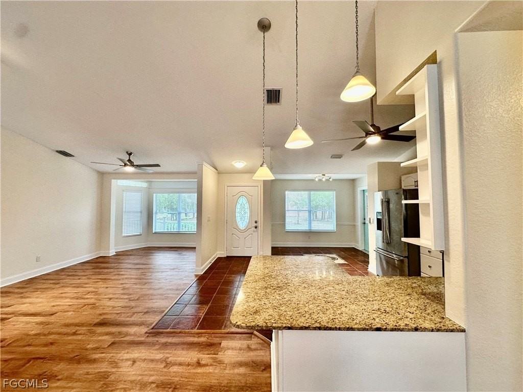 6840 Cadet Ave - Photo 5 of 21