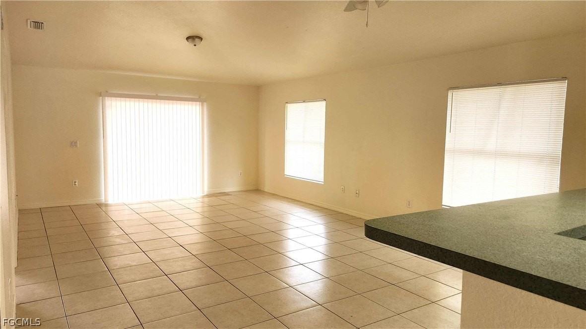 2147 Fairway Dr - Photo 3 of 11