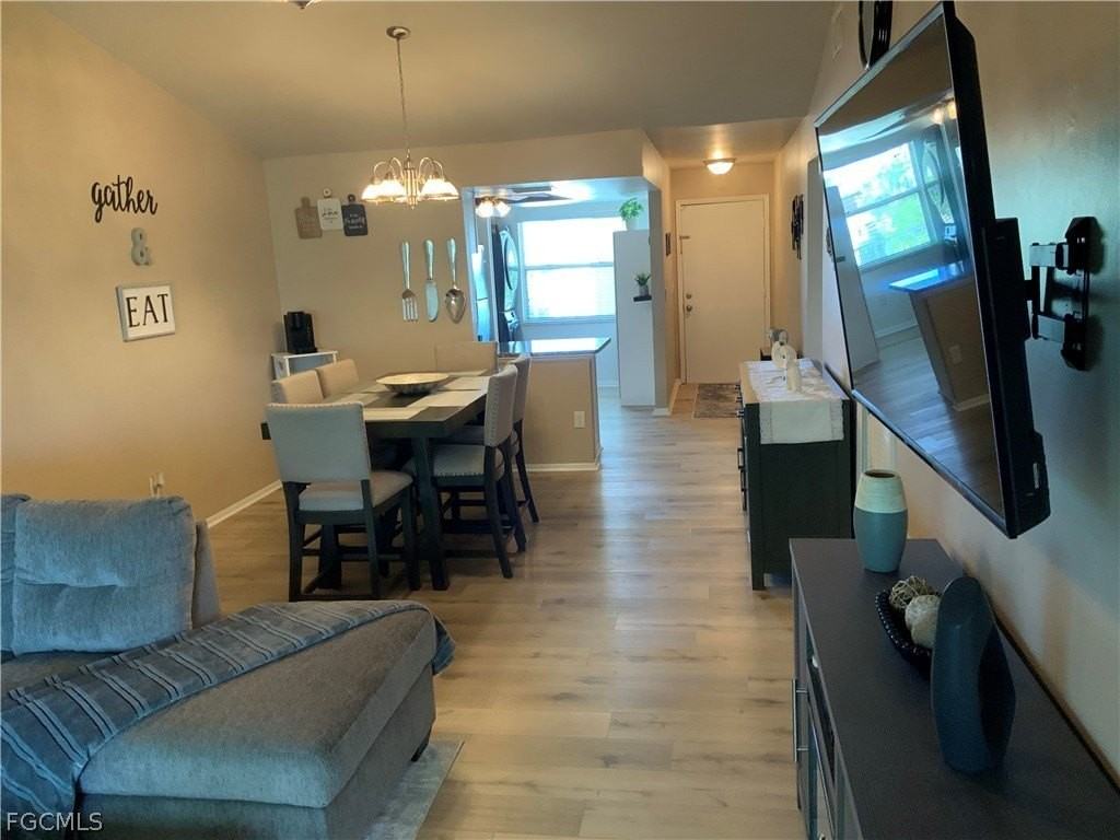 839 Sw 48th Ter Apt 205 - Photo 5 of 17