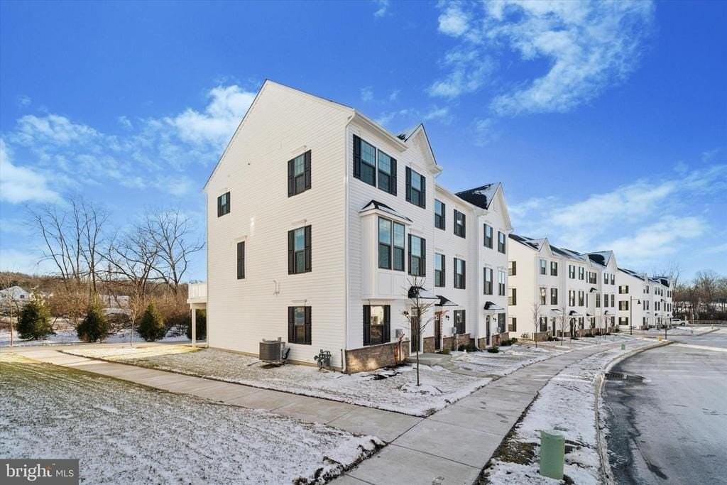 208 River Birch Way - Photo 2 of 25