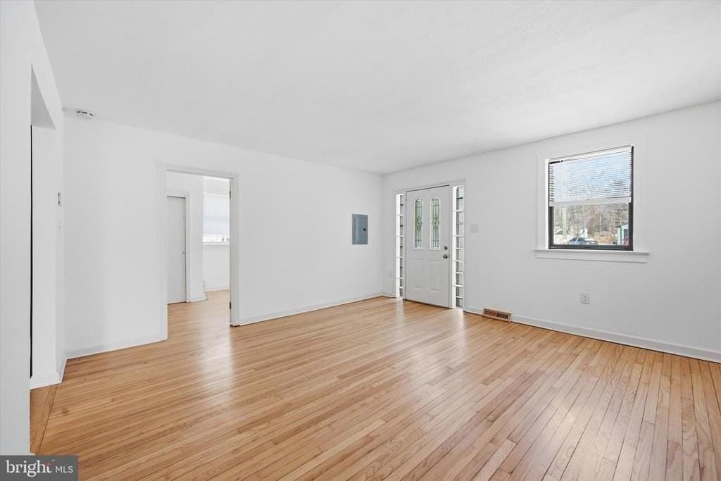 734 Sunnyside Ave #1 - Photo 5 of 25