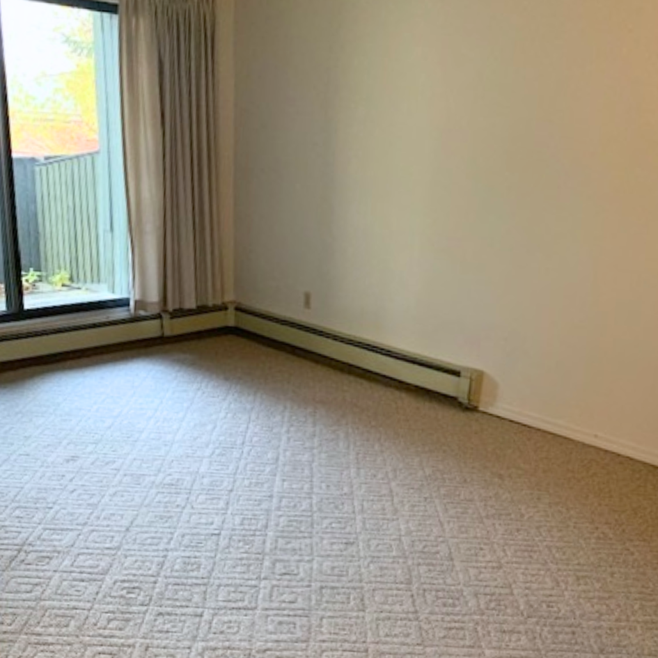 10601 100 St #217 - Photo 3 of 11