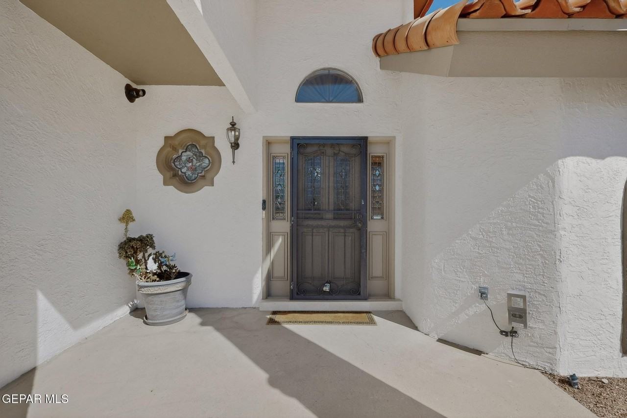 851 Dulce Tierra Dr - Photo 5 of 50