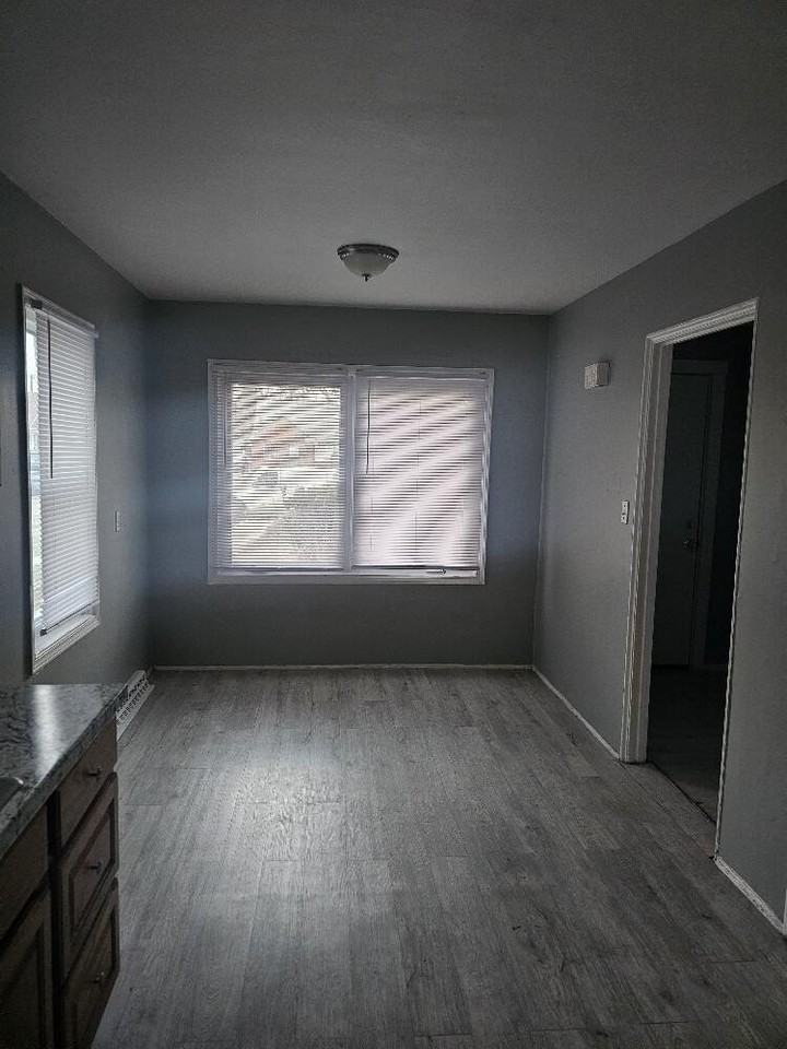 18417 Glastonbury Rd - Photo 5 of 9