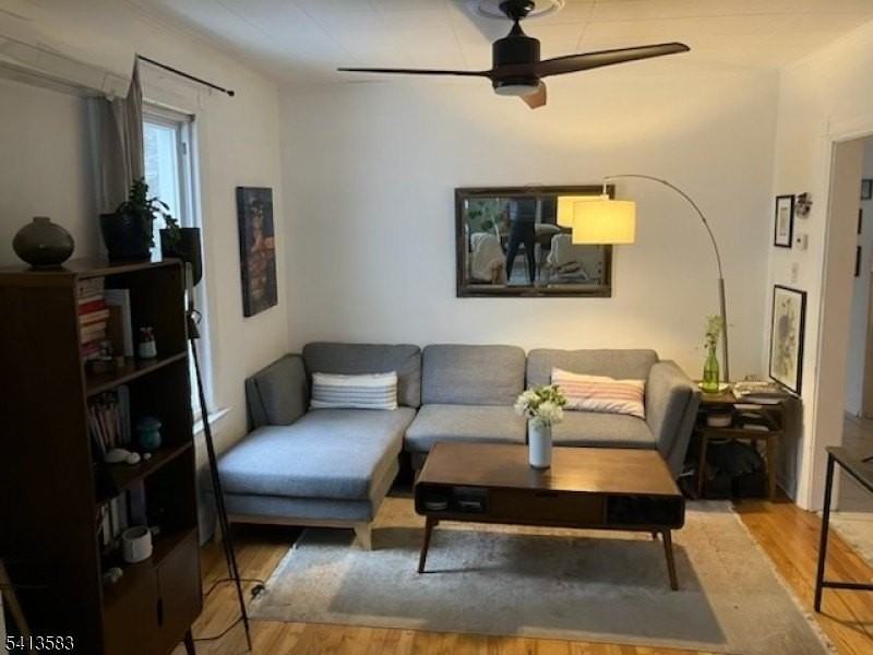 32 Pitt St - Photo 4 of 10