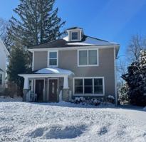 featured image of 52 Hill St