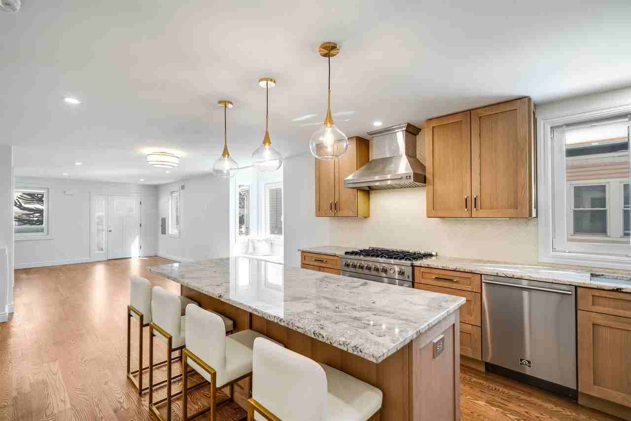 11 Walnut St #1 - Photo 5 of 19