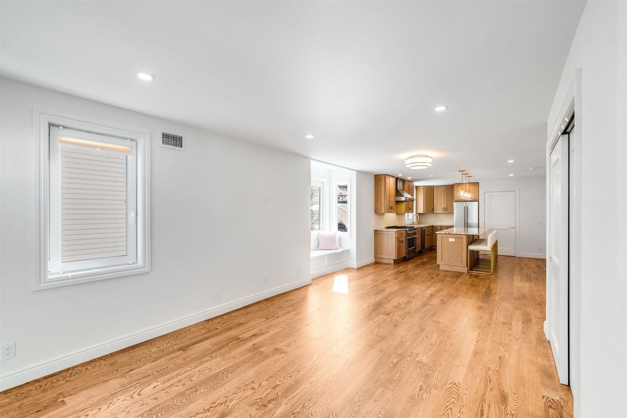 11 Walnut St #1 - Photo 7 of 19