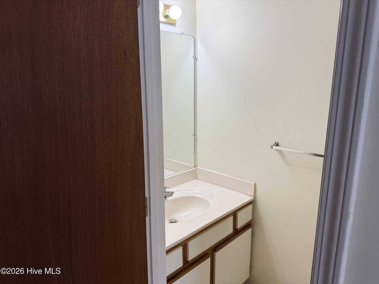 3320 Bridges St Apt 12 - Photo 5 of 13