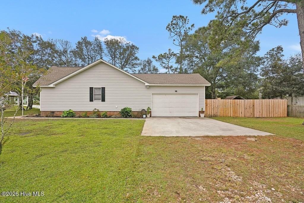 227 Ne 54th St - Photo 2 of 30