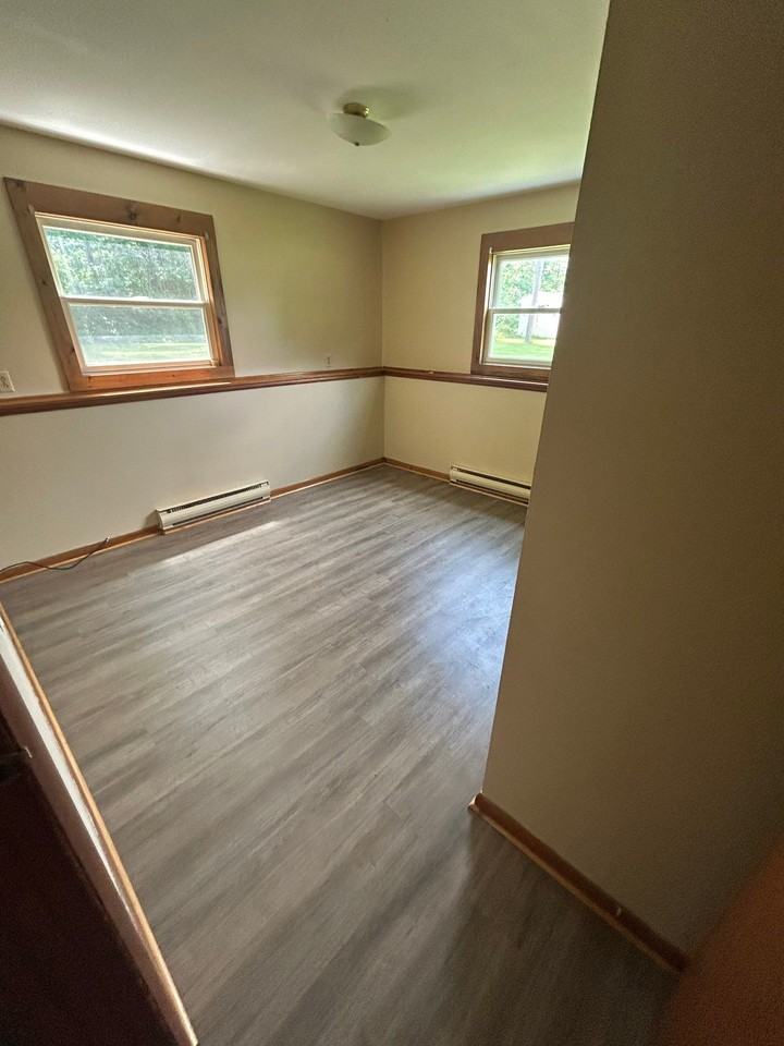 8 Blauvelt Dr #1 - Photo 4 of 7