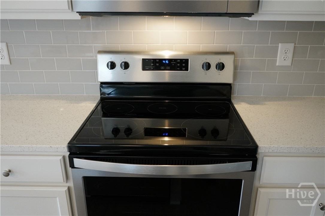 305 Lorien Way - Photo 4 of 13