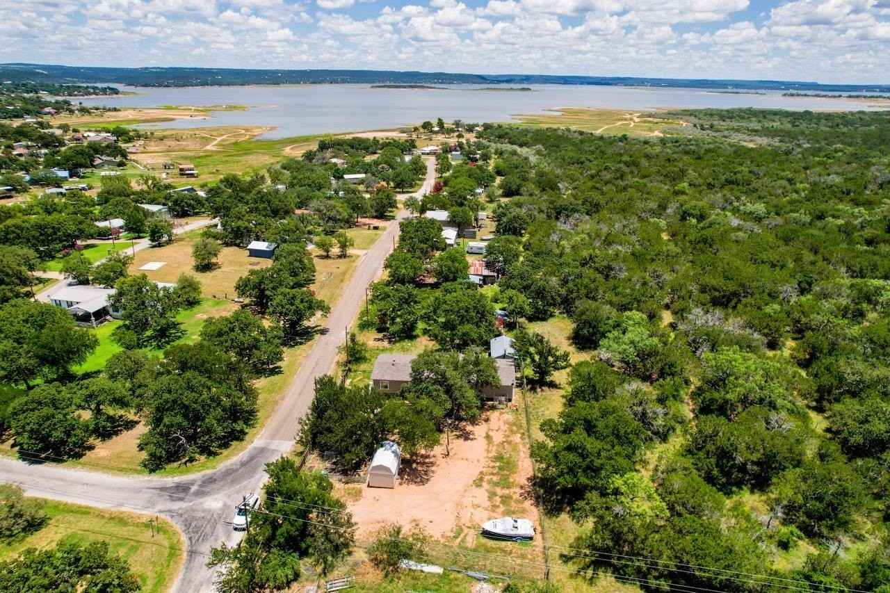 636 South St - Photo 3 of 30