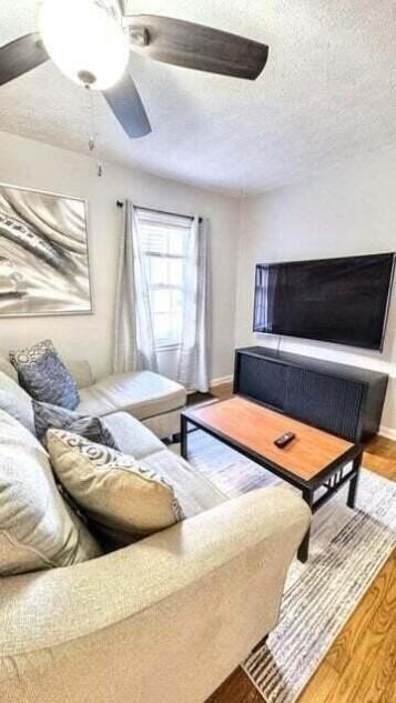 148 Shawnee Pl Apt 1 - Photo 4 of 12