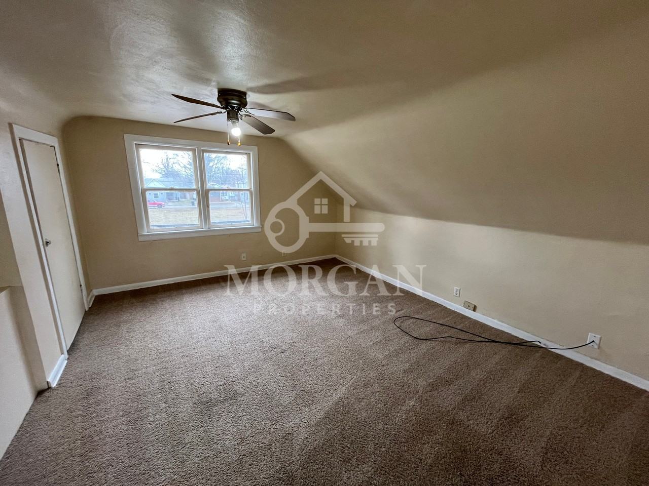 2447 Jackson St - Photo 5 of 6