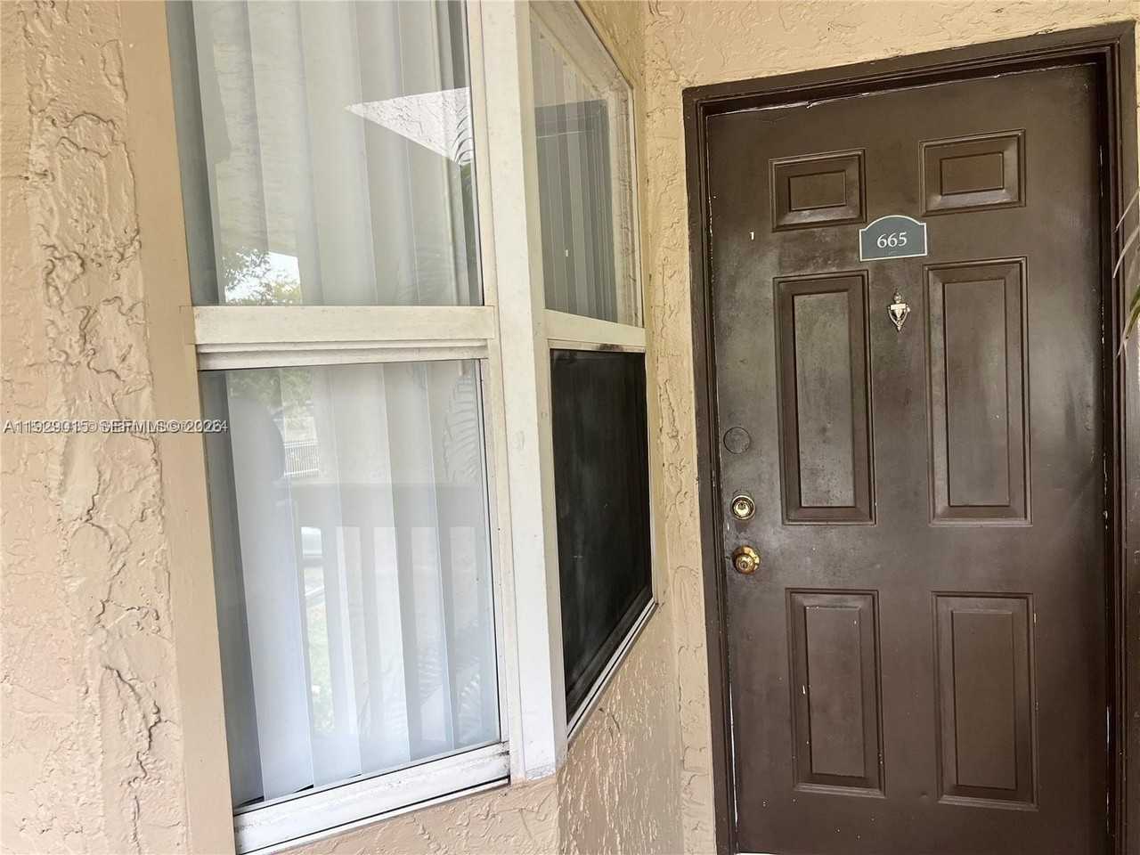 665 Sw 113th Way #665 - Photo 3 of 19