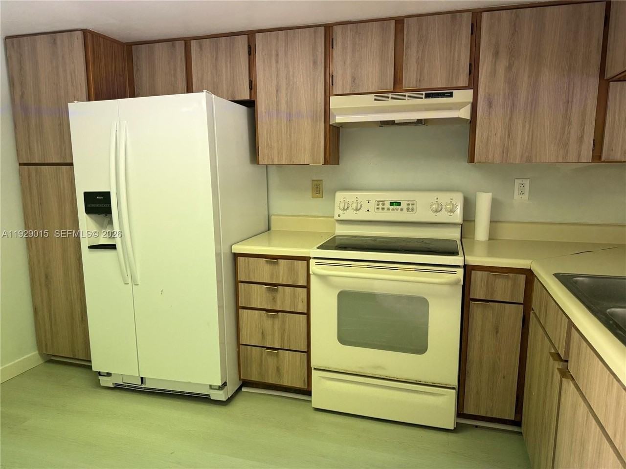 665 Sw 113th Way #665 - Photo 4 of 19