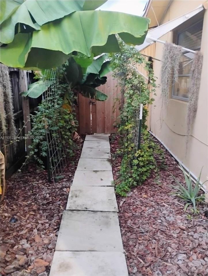 0 Thomas St #1 - Photo 5 of 10