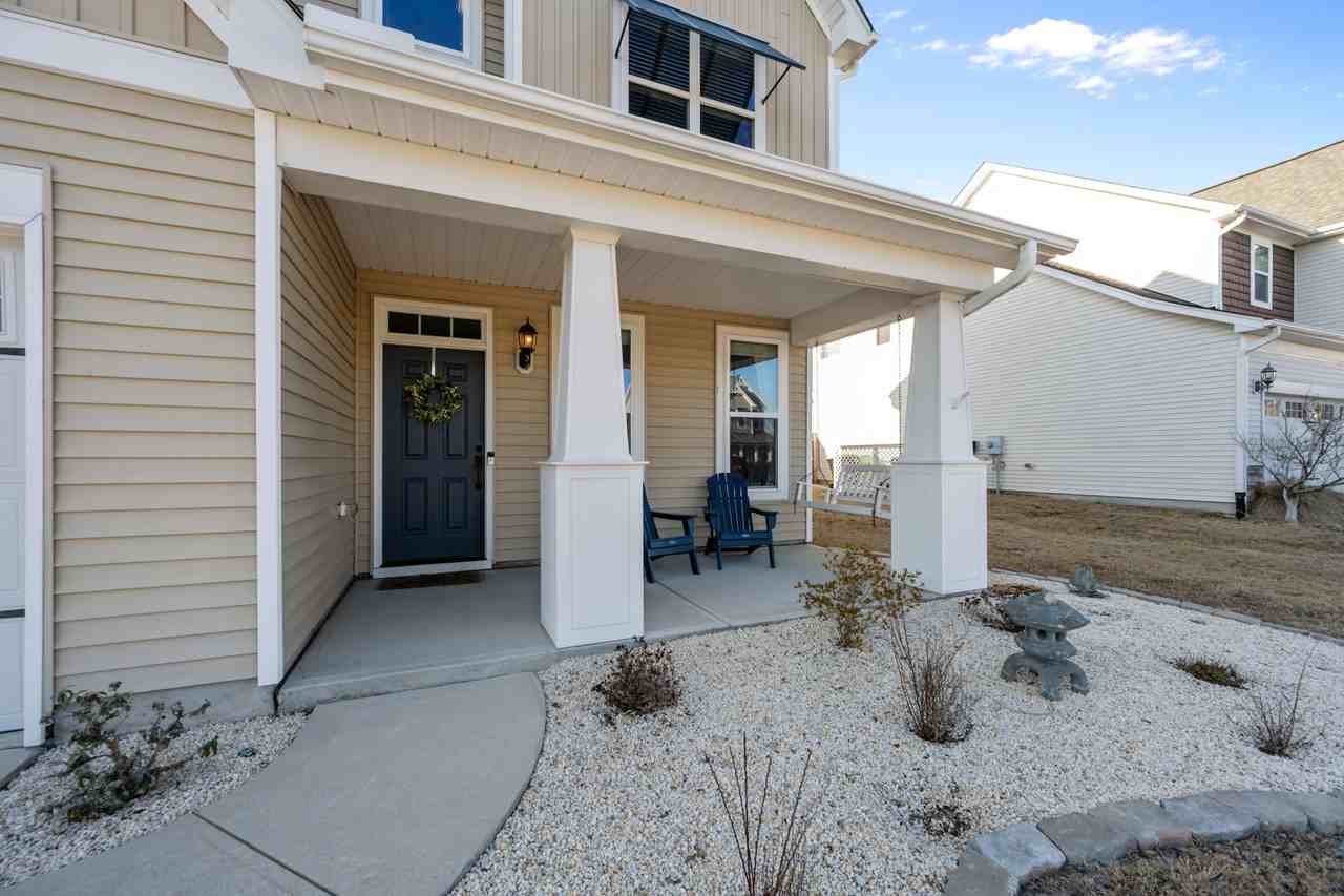 115 Hampton Dr #1 - Photo 2 of 44