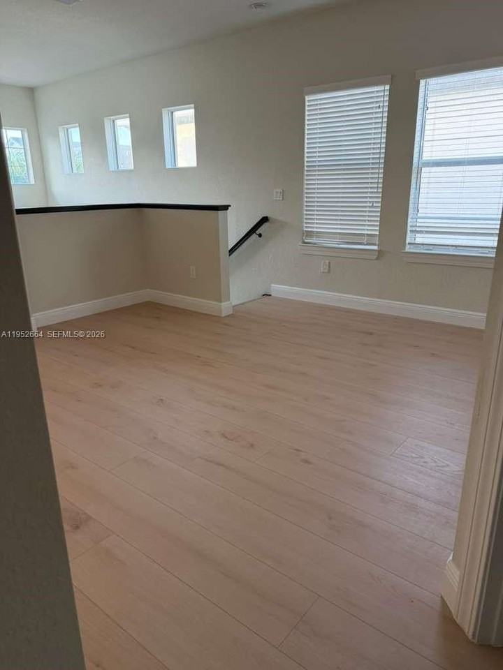 3917 Mahogany Ln - Photo 6 of 15