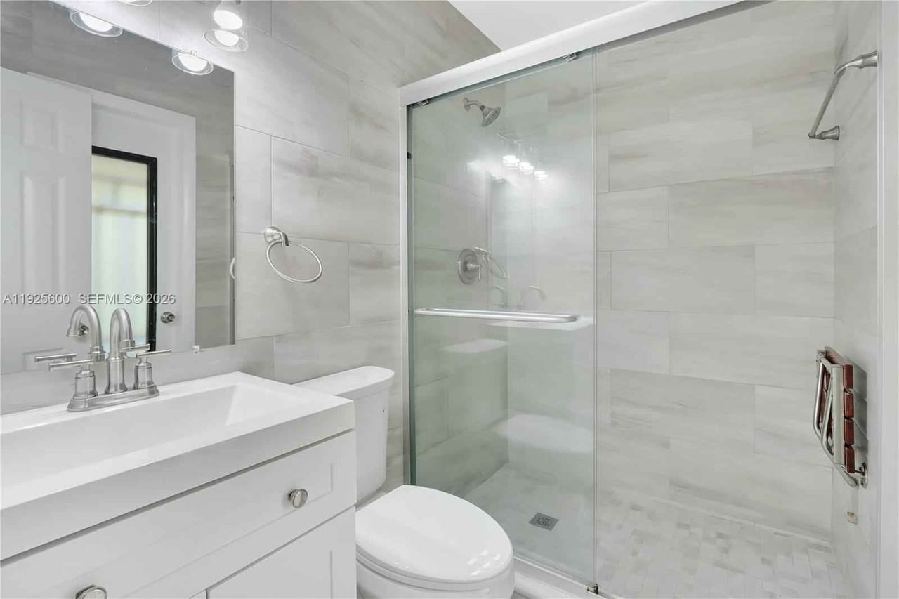 Sw 94th Ave - Photo 6 of 8