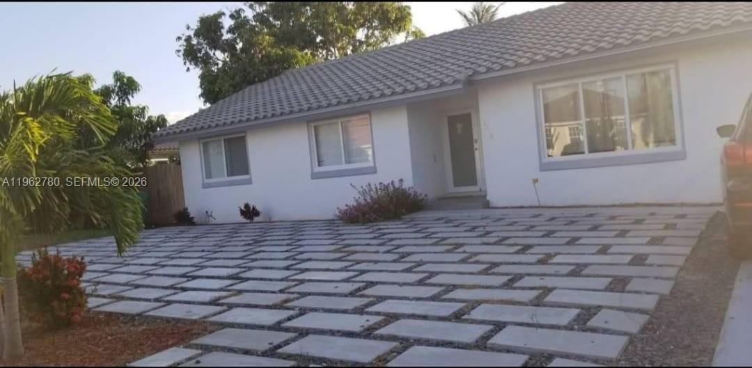 Sw 93rd Ave - Photo 4 of 8